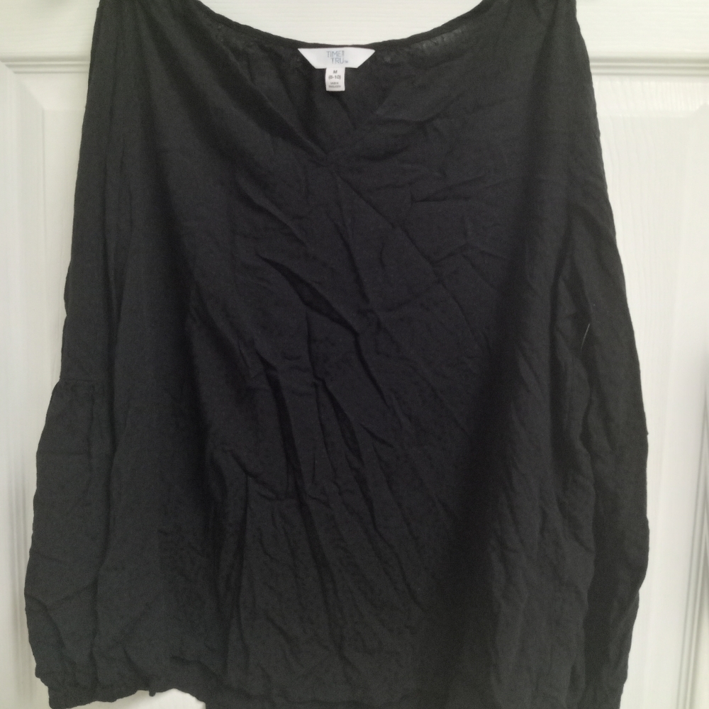Womens size medium  long sleeve blouse